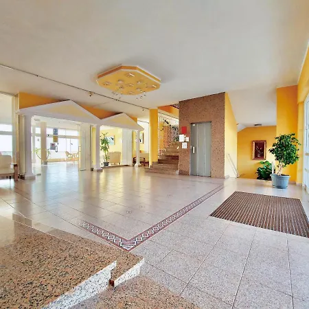 Ikarus 푸에르토 드 라 크루즈