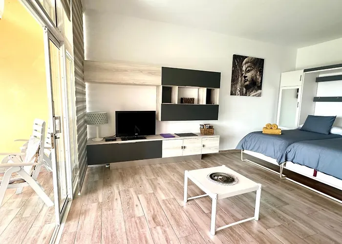 Ikarus Puerto de la Cruz (Tenerife)